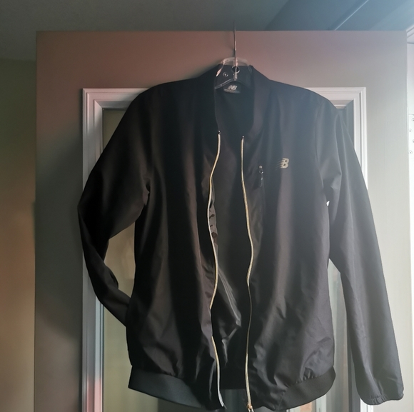 New balance spring jacket - Picture 4 of 6